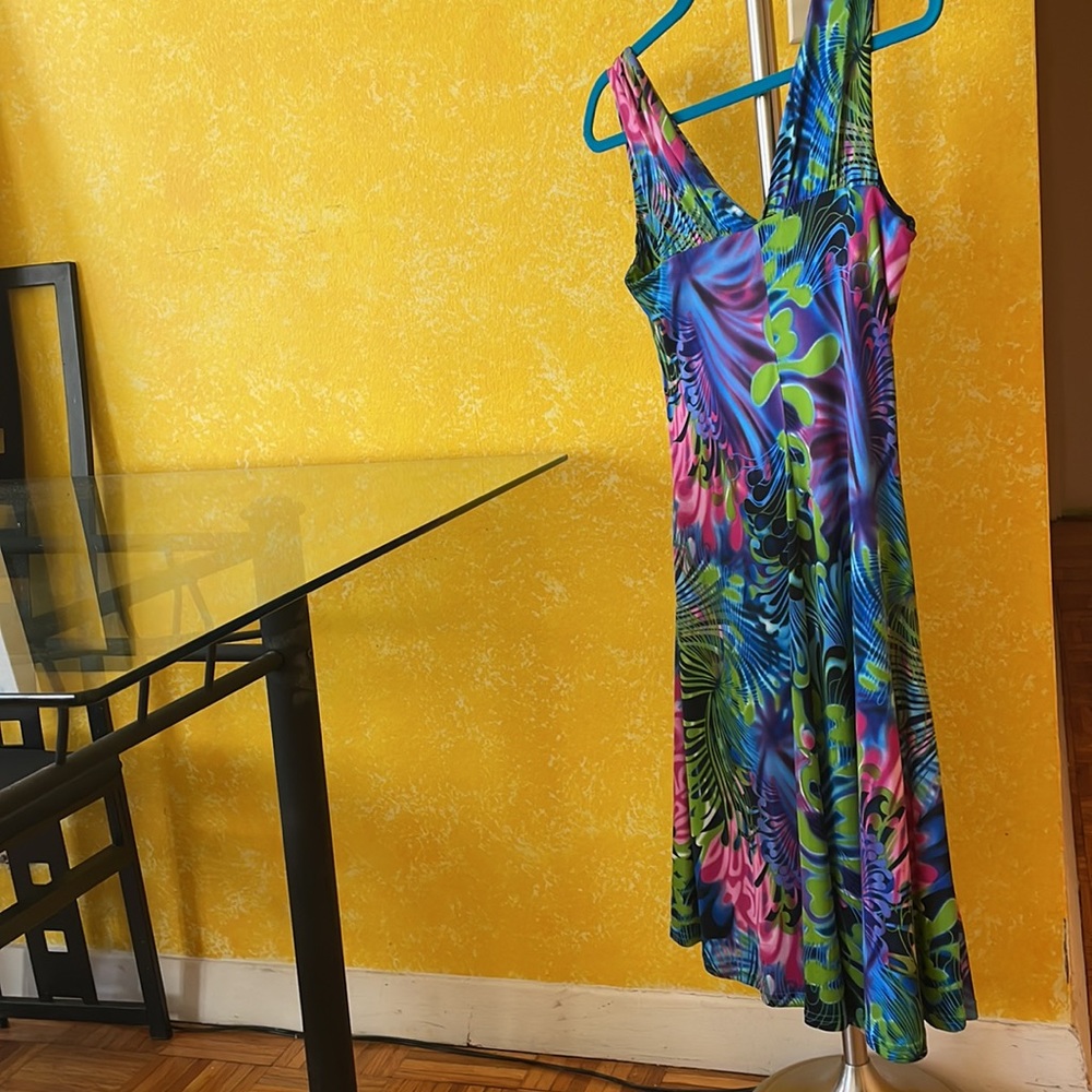 Dress - Picture 4 of 6